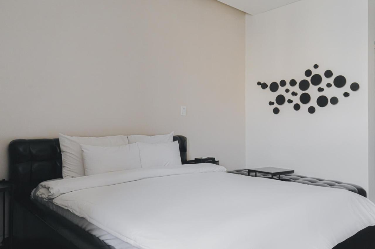 Acc Design Hotel Gwangju Metropolitan City ภายนอก รูปภาพ