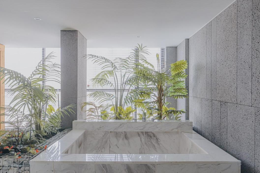 Acc Design Hotel Gwangju Metropolitan City ภายนอก รูปภาพ