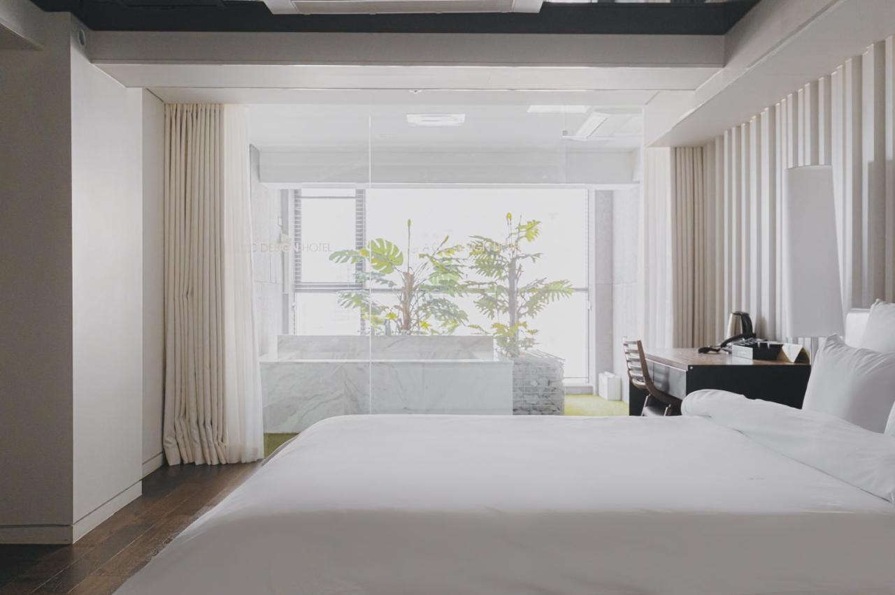 Acc Design Hotel Gwangju Metropolitan City ภายนอก รูปภาพ