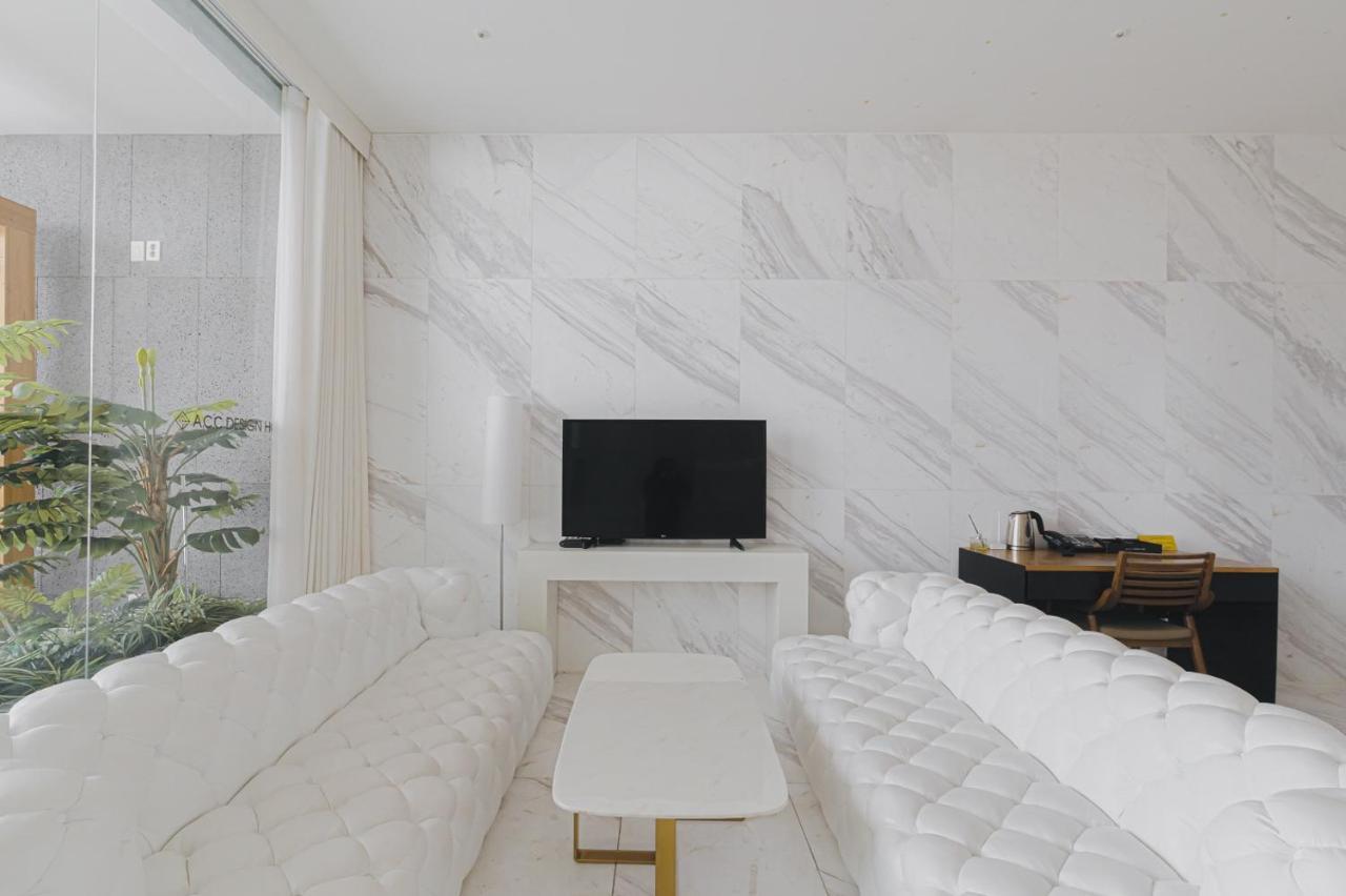 Acc Design Hotel Gwangju Metropolitan City ภายนอก รูปภาพ