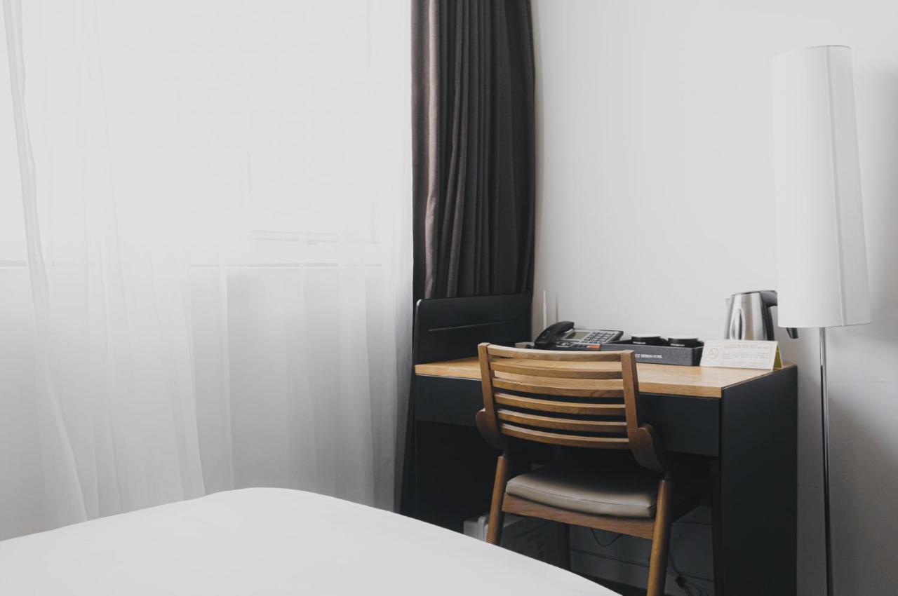 Acc Design Hotel Gwangju Metropolitan City ภายนอก รูปภาพ