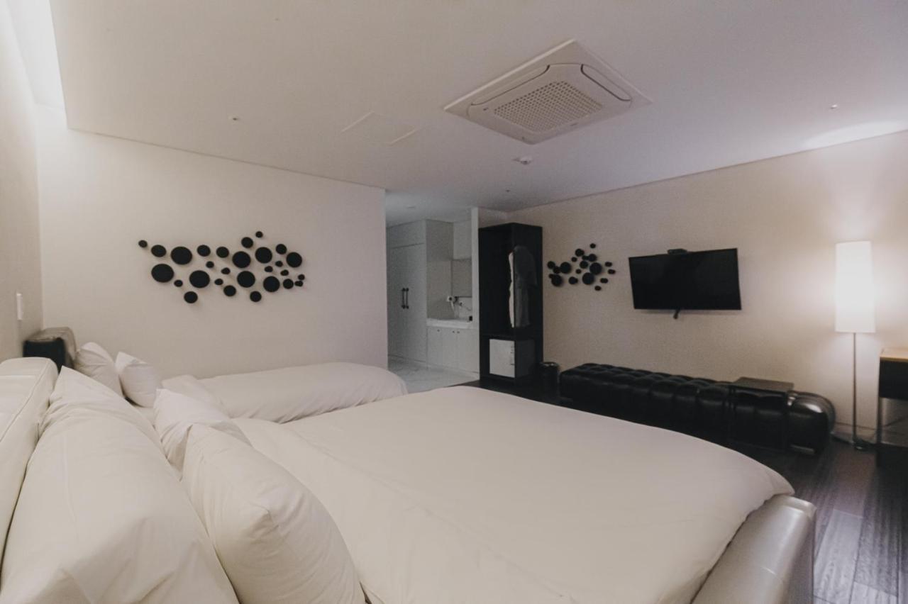 Acc Design Hotel Gwangju Metropolitan City ภายนอก รูปภาพ