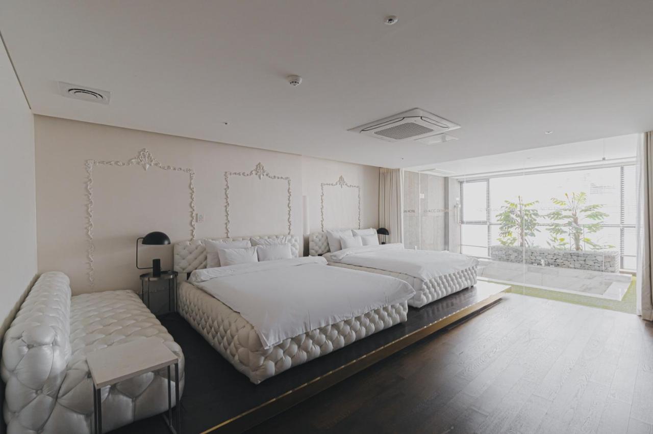 Acc Design Hotel Gwangju Metropolitan City ภายนอก รูปภาพ