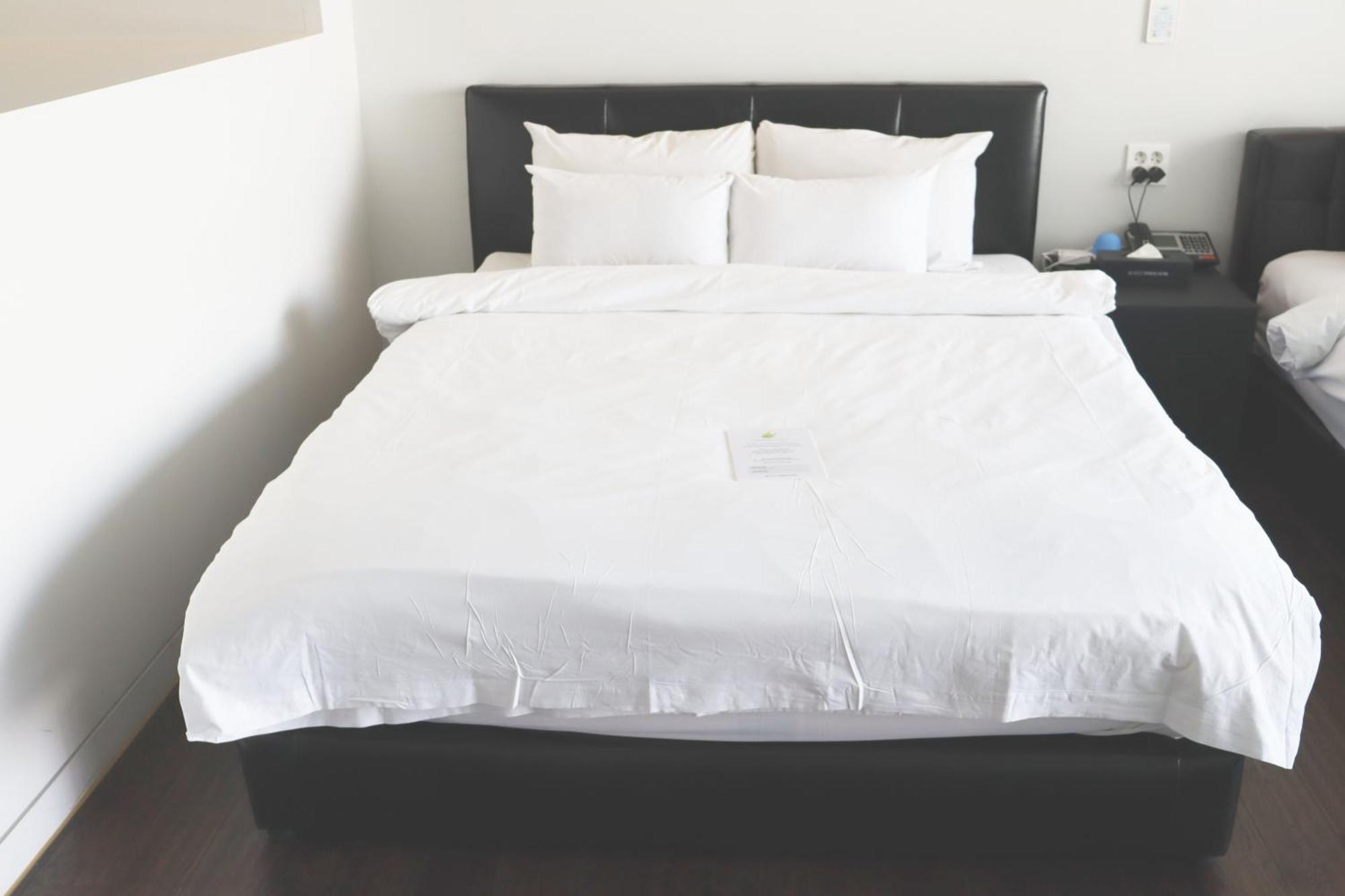 Acc Design Hotel Gwangju Metropolitan City ภายนอก รูปภาพ